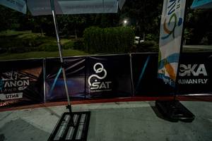 BIB: 112
                            <button type="button" onclick="openModal(22791075)" class="btn btn-primary btn-sm float-right btn-popup" data-toggle="modal" data-target=".modal-high-quality">
                        <i class="fas fa-shopping-cart"></i> Add to Cart
                    </button>
                                            <button type="button" onclick="isThisMe(22791075, true)" class="btn btn-success btn-sm float-right btn-popup btn-isme hidden" data-toggle="tooltip" data-placement="bottom" title="นี่คือรูปของคุณใช่ไหม คลิกที่นี่เพื่อเอาเข้าอัลบั้ม">
                        <i class="fas fa-plus"></i> Add to album
                    </button>
                    <button type="button" onclick="isThisMe(22791075, false)" class="btn btn-warning btn-sm float-right btn-popup btn-isnotme hidden">
                        <i class="fas fa-ban"></i> Remove from album
                    </button>